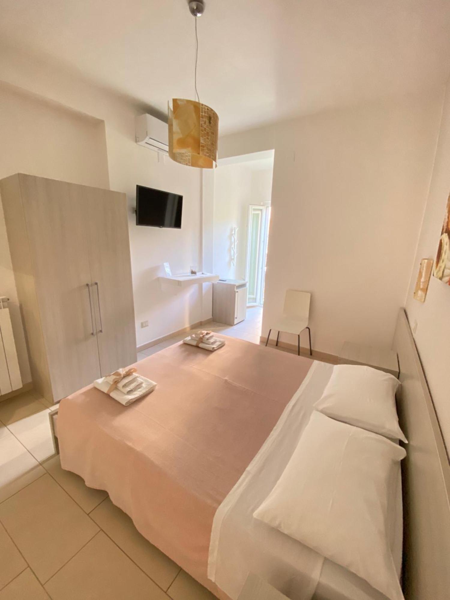 B&B Degli Aranci 팔리누로 외부 사진