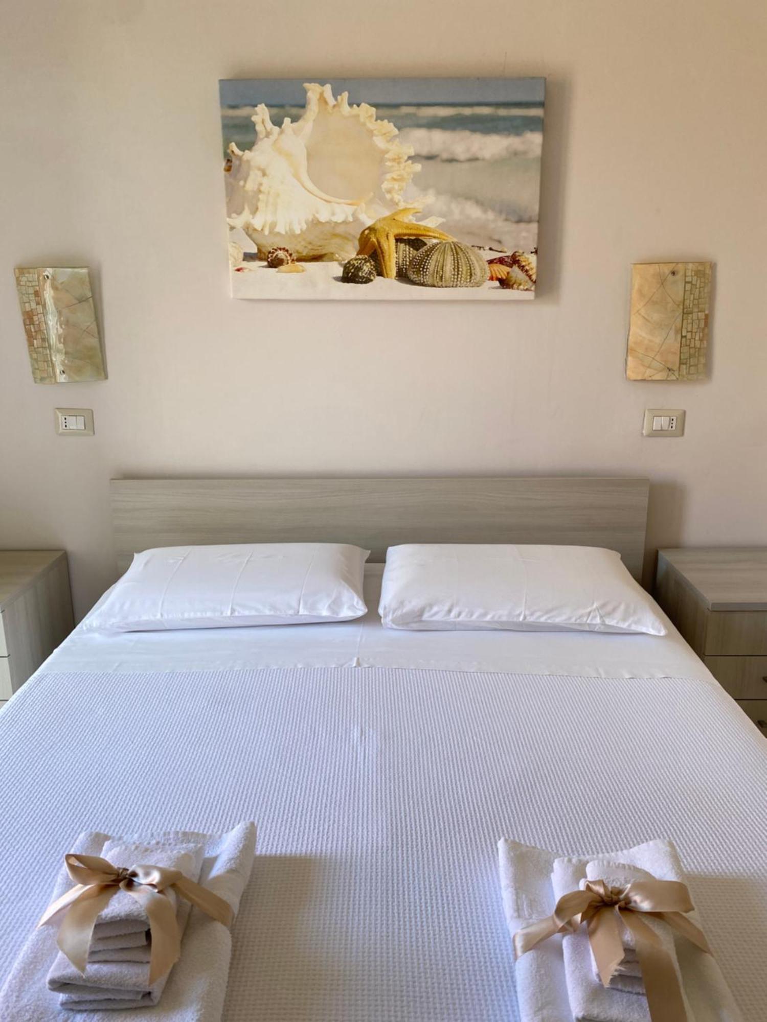 B&B Degli Aranci 팔리누로 외부 사진